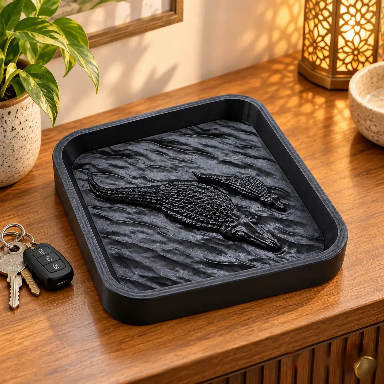 Crocodile Catch-All Tray – Stylish Entryway Organizer