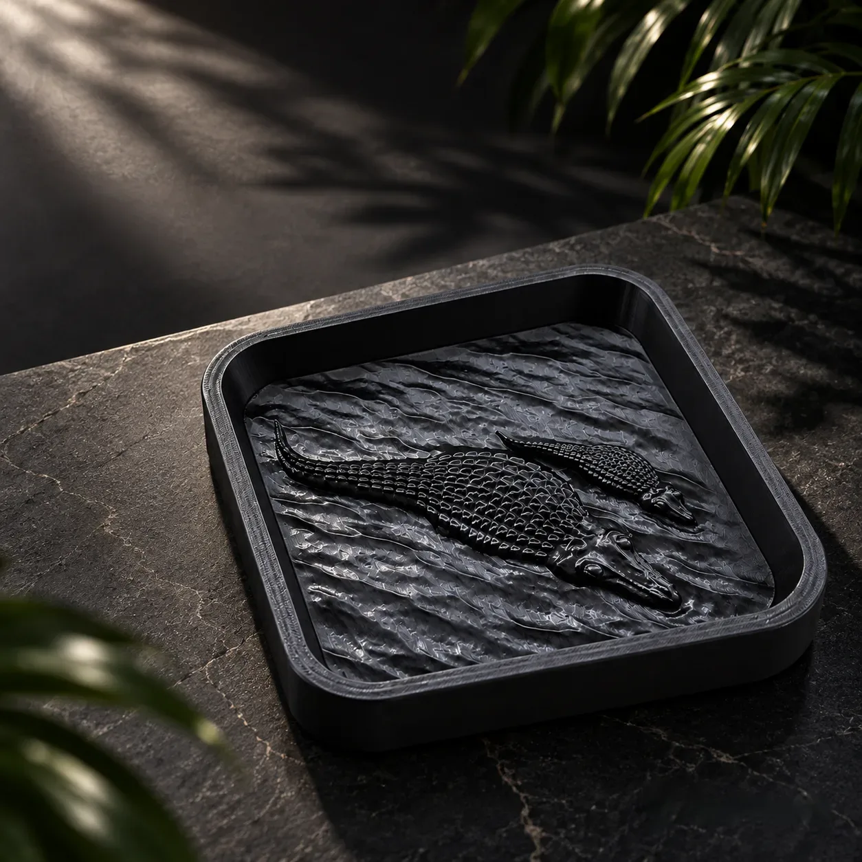 Crocodile Catch-All Tray – Stylish Entryway Organizer
