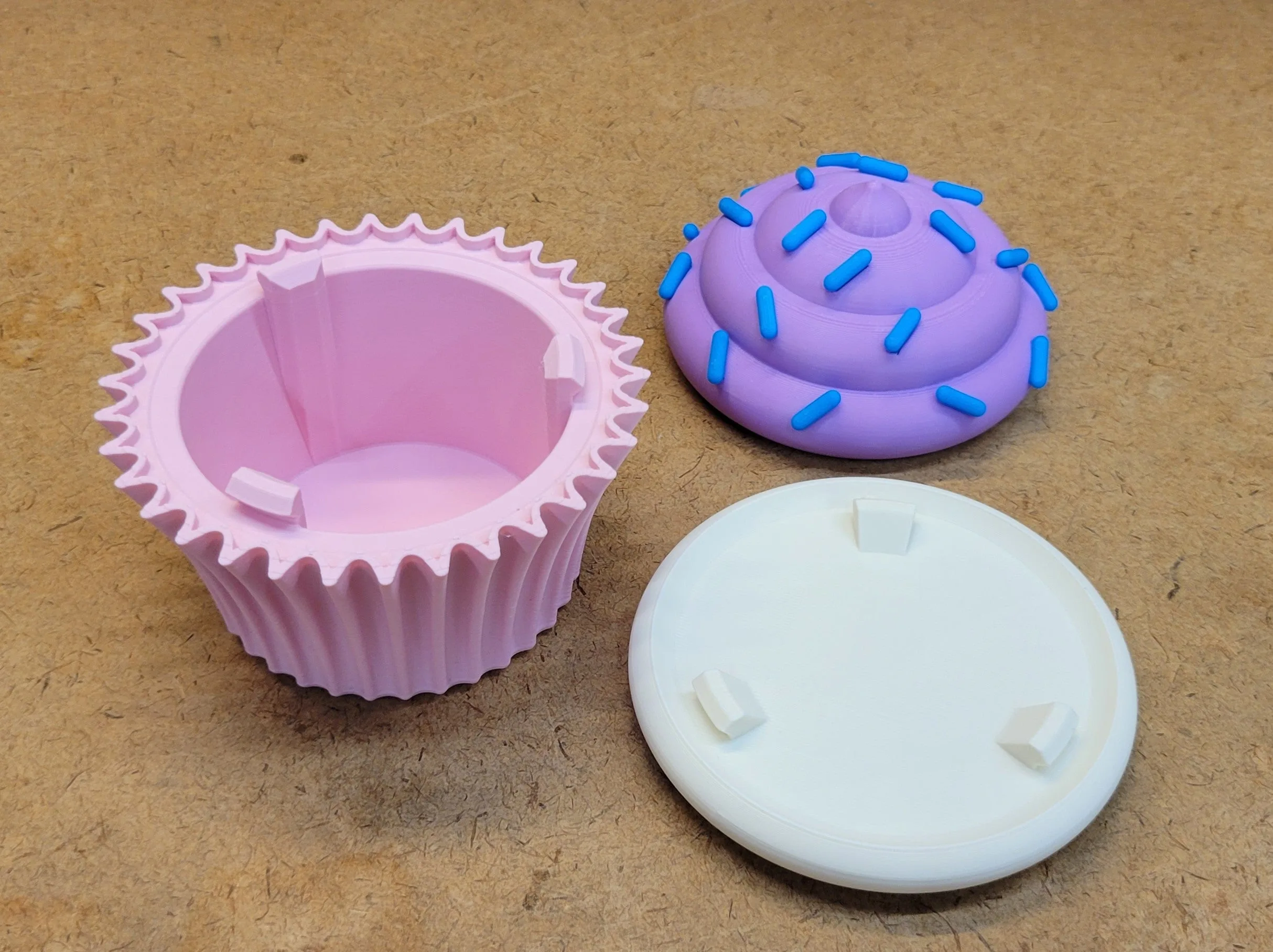 Cup Cake Container - Two Part Storage