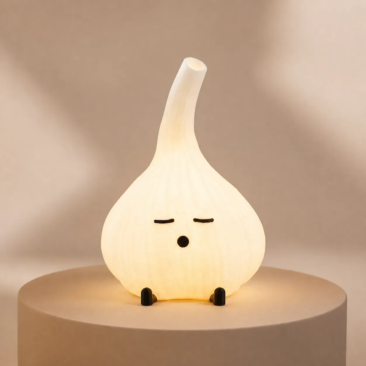 Garlic Night Light Lamp - Cute Cozy Glow (14cmx10cm)