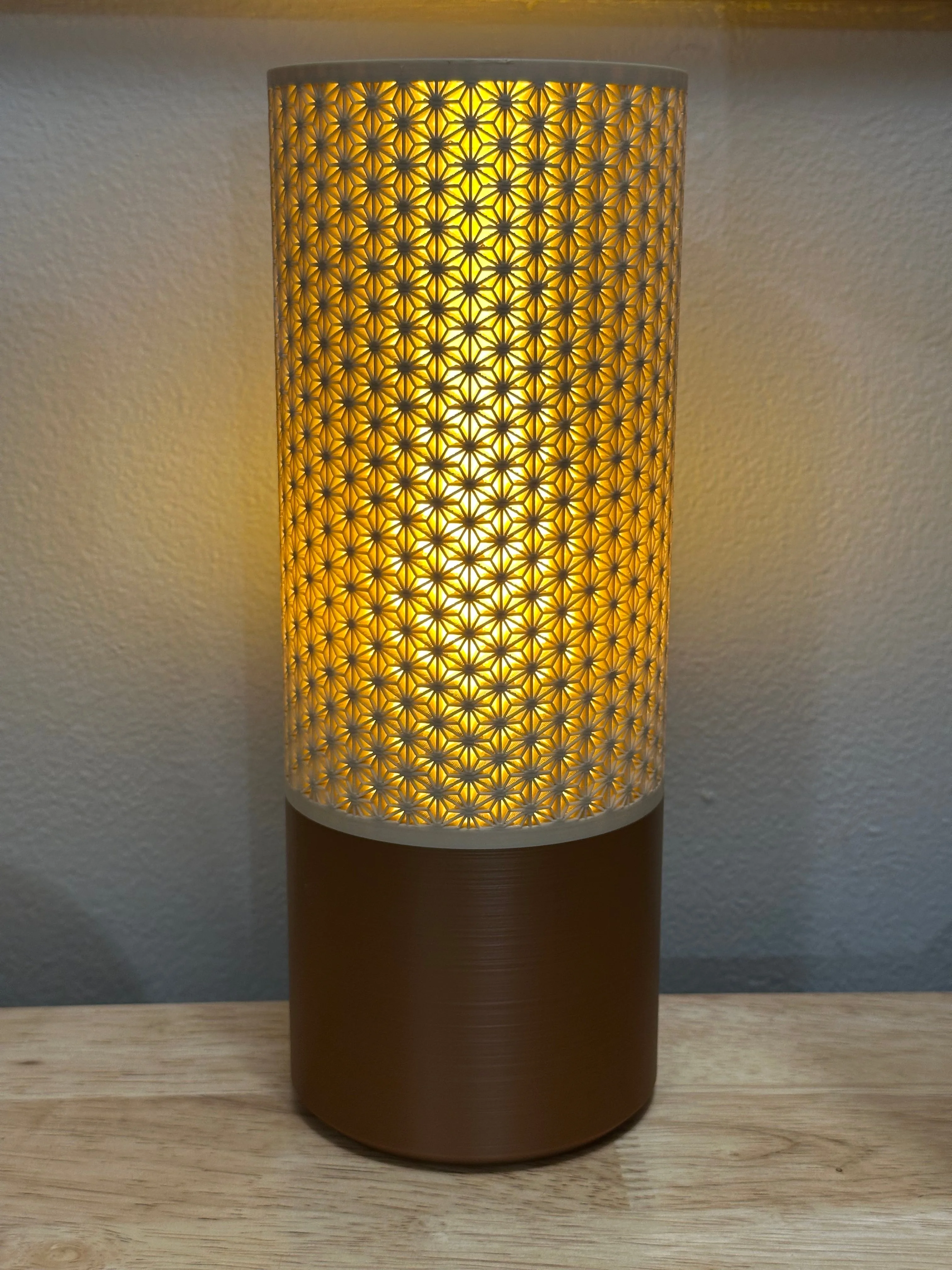 Kumiko Smart Table Lamp - App Controlled (16M Colours)